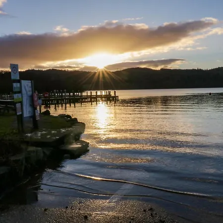 Semesterbostad Esk Pike *